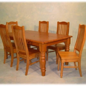 HUME Dining Table